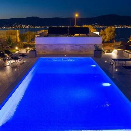 Luxury Poolside Villa